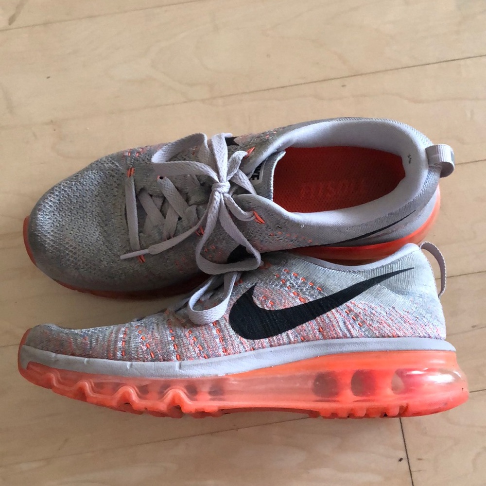 Nike Flyknit Max